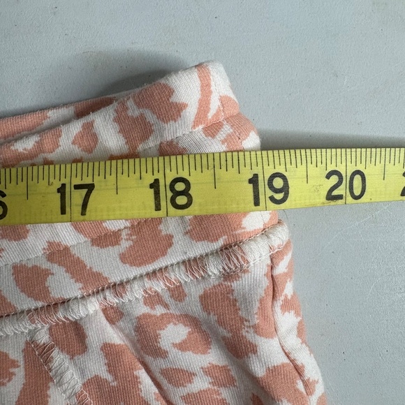 Chico's Zenergy Pink White Cheetah Animal Print Joggers - Picture 6 of 9